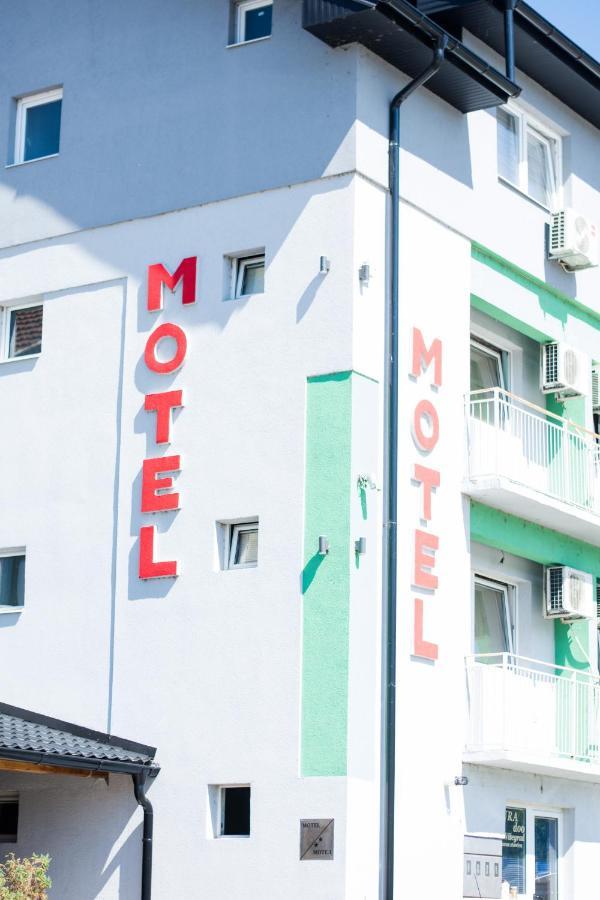 Motel Aura Вишеград Екстер'єр фото